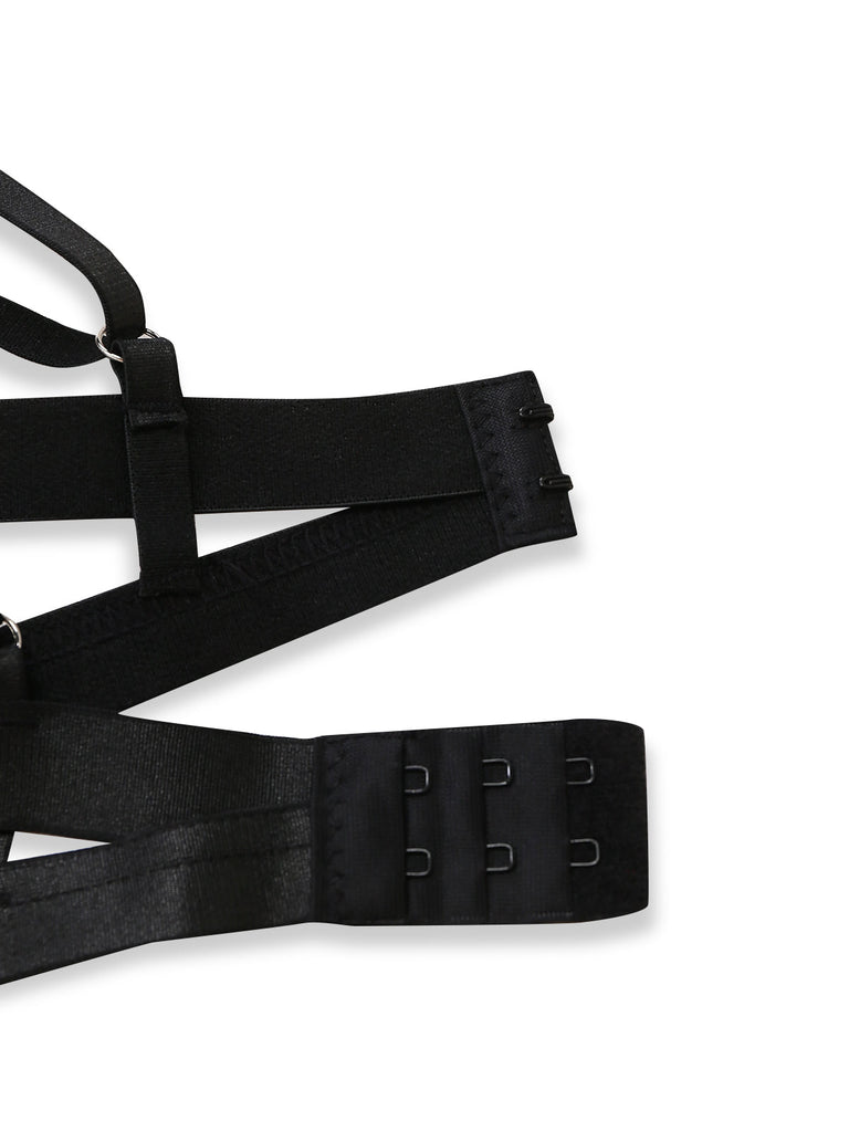 Schwarzes 50er Dessous-Set mit Cut-outs und Riemchendetails