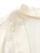 Apricotfarbener 50er Satinmorgenmantel mit Spitze und Bindegürtel
