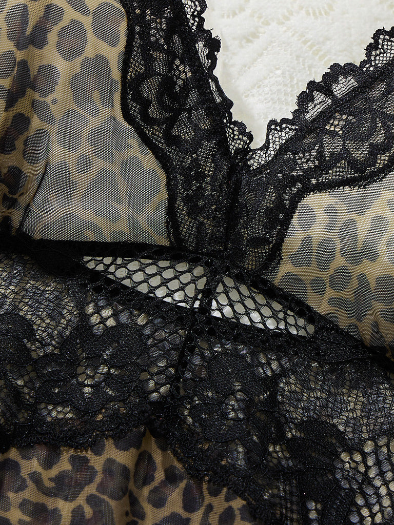 Braunes 50er Nachtkleid-Set mit Leopardenmuster und Spitzenbesatz