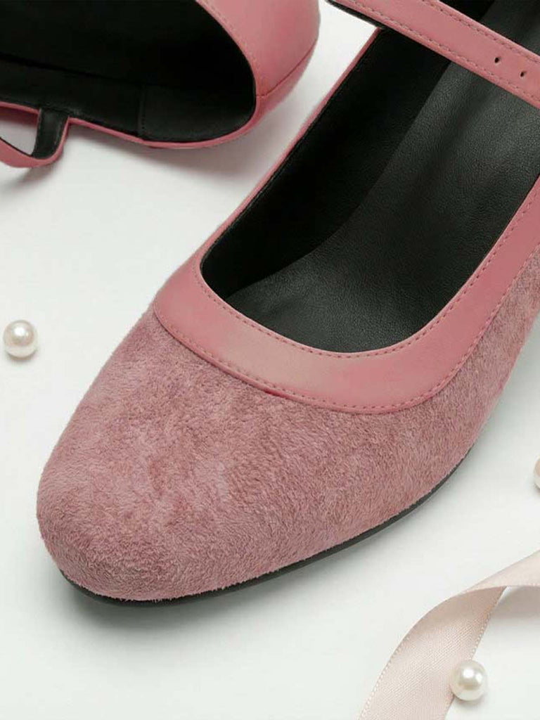 Vintage Pumps mit Spitz und Blockabsatz