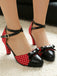 Vintage Pumps mit Polka-Dots und Schleife