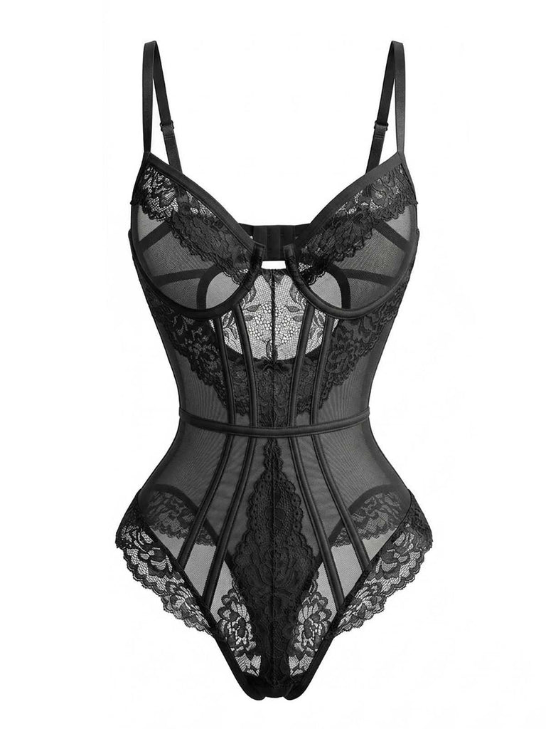 Studioaufnahme von vorne der schwarzen Version des strukturierten Bodysuits aus floraler Spitze und Netzstoff.