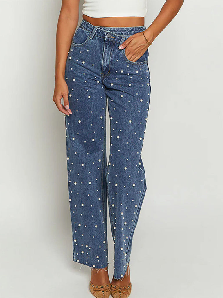 Blaue Vintage-Jeans im Stil der 1960er Jahre mit gekreuzten Trägern – Vintage-Mode, Retro-Stil