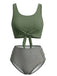 Vintage-Tankini in Olivgrün im Stil der 1940er Jahre mit Bindeband vorne und hochgeschnittenem Höschen – perfekt für einen schmeichelhaften Retro-Look am Strand oder Pool.