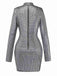 Silbernes, glitzerndes Minikleid im Stil der 1960er Jahre mit quadratischen Pailletten und Stehkragen – Rückansicht