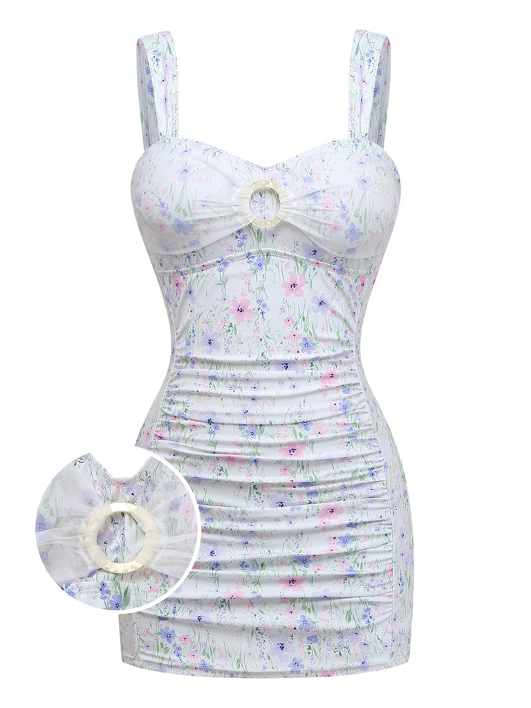 Elegantes weißes Badekleid im Stil der 1940er Jahre mit floralem Netzstoff, breiten Trägern, herzförmigem Ausschnitt und Strassverzierungen für Vintage-Strandglamour