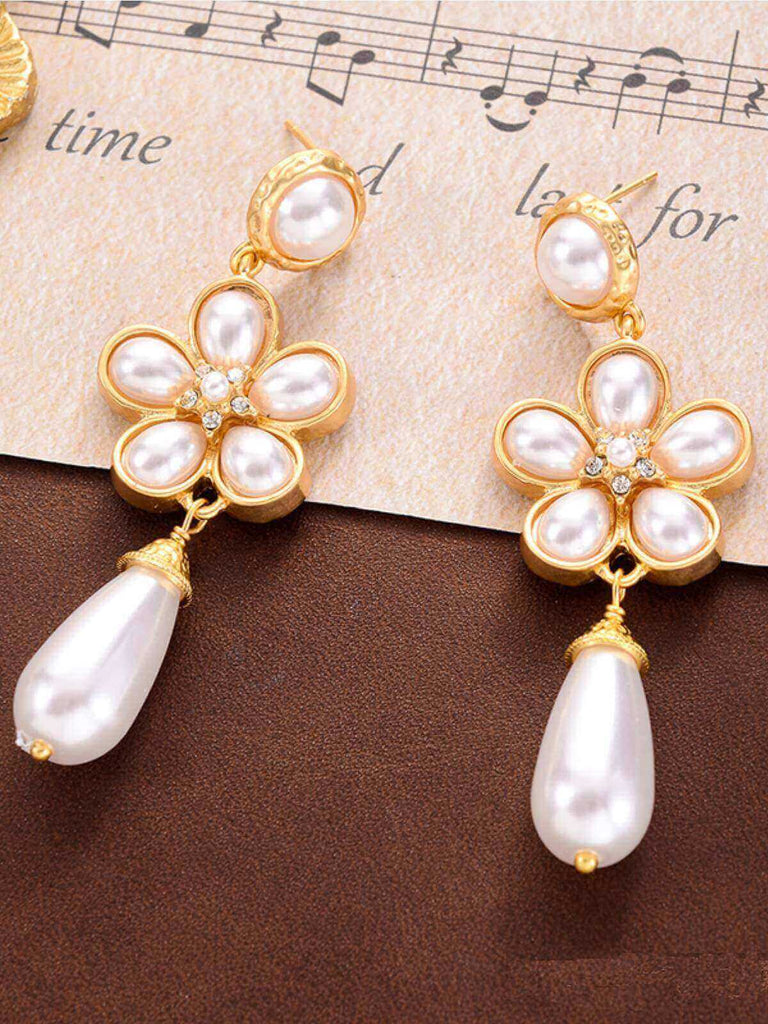 Weiße Blumen Perle Ohrringe